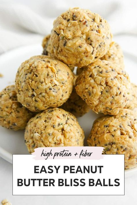 Enjoy these peanut butter protein balls for a healthy, no bake treat. They're easy to make and packed with protein powder. Try these easy protein balls with flax seed mixed with peanut butter and oatmeal for high protein energy bites. Perfect as grab and go protein snacks, these power protein balls are the ideal no bake power balls with peanut butter. Peanut Butter Bliss Balls, Healthy Peanut Butter Balls, Peanut Butter Oatmeal Balls, Protein Energy Bites, Peanut Butter Protein Balls, High Fiber Snacks, Fiber Rich Fruits, Protein Bites, Protein Balls