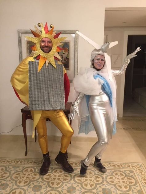 Solar & Wind Superhero Halloween Costume for Two! : 6 Steps (with Pictures) - Instructables Two Person Halloween Costumes, Superhero Halloween Costumes, Couples Costumes Creative, Superhero Images, Halloween Costumes Diy Couples, Superhero Halloween, Halloween Costume Contest, Solar Wind, Costume Contest