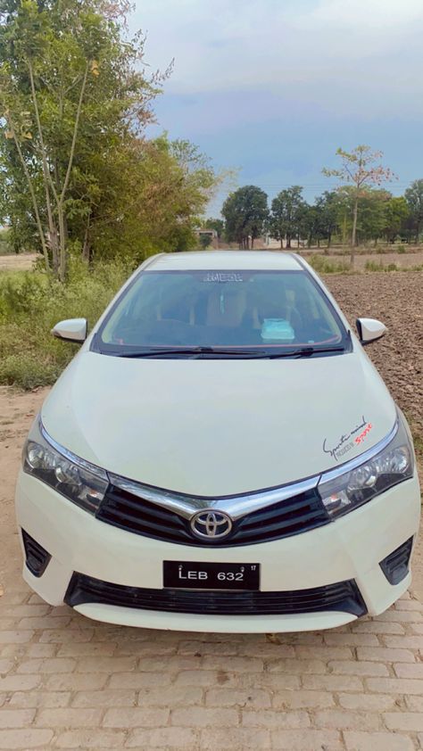 Toyota Corolla XLi VVTi See More: https://autodeals.pk/used-cars/toyota-corolla-2016-22885 Model 2016 Location: Mandi Bahauddin Car Snapchat, Room Snapchat, Corolla 2013, Corolla 2012, Corolla Car, Hospital Room Snapchat Stories, Cars Toyota, Car Dream, Corolla Altis