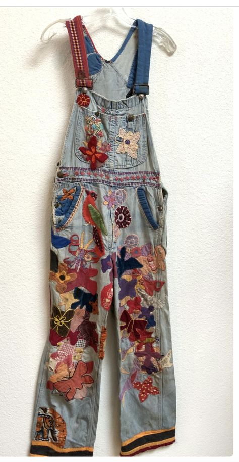 Weird Thrift Store Clothes, Custom Overalls Diy, Denim Patchwork Overalls, Upcycle Aesthetic, Patched Clothes, Odd Clothes, Embroidered Jeans Outfit, Artist Clothes, Artistic Clothes