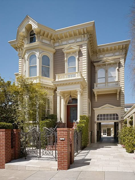 Renovation of old Carriage House in San Francisco Victorian Exterior, House Renovation Projects, Victorian Style Homes, San Francisco Houses, Pacific Heights, Fancy Houses, Victorian Houses, Victorian Architecture, Carriage House