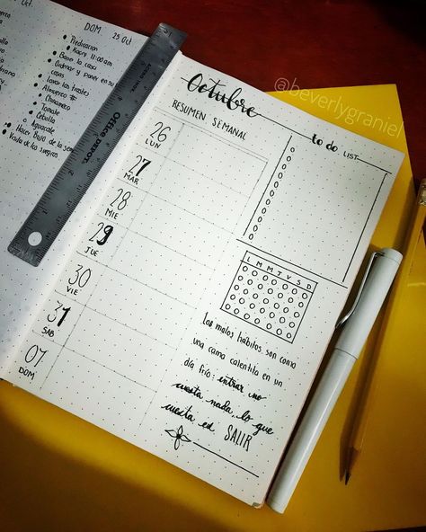 Beverly Graniel on Instagram: “Planeacion semanal Bastante minimalista . . . . . . #bulletjournal #bulletjournalespañol #bulletjournalideas #bujo #bujoideas…” Bullet Journal Minimalist, Journal Lettering, Lettering Ideas, Bullet Journal Lettering Ideas, Art Journal, Bullet Journal, On Instagram, Instagram