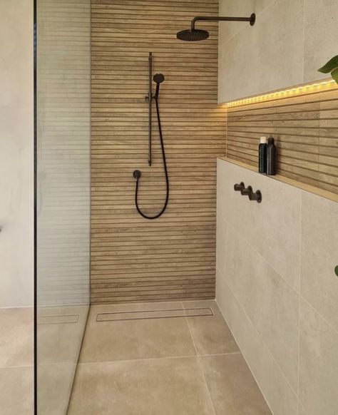 Bloxburg Modern, Bad Inspiration, Bathroom Redesign, Small Bathroom Ideas Modern, Tiny Bathrooms, Bathroom Design Decor, Bathroom Remodel Designs, Bathroom Inspiration Decor, Small Bathroom Ideas