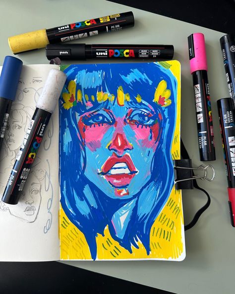 Alittle portrait i made with only @posca_usa markers, this really made me happy to make • • • • #POSCAmarkers #sketchbookportrait #portraitartist #sketchbookdrawing #artjournaling #mixedmediaart #sketchbooklove #artoftheday #creativespace #artistsoninstagram #artsupplies Poca Marker Art, Posca Pen Portrait, Graphic Marker Art, Posca Portrait, Art Using Markers, Posca Markers Art, Art With Markers, Posca Marker Art, Posca Ideas