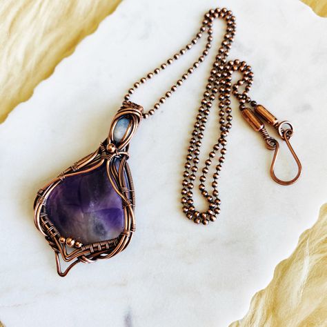 Tear Drop Wire Wrap, Wire Wrapped Stone Jewelry, Amethyst Necklace Pendant, Wire Wrapping Stones, Beaded Wraps, Copper Pendant, Amethyst Jewelry, Wire Weaving, Gemstone Jewellery