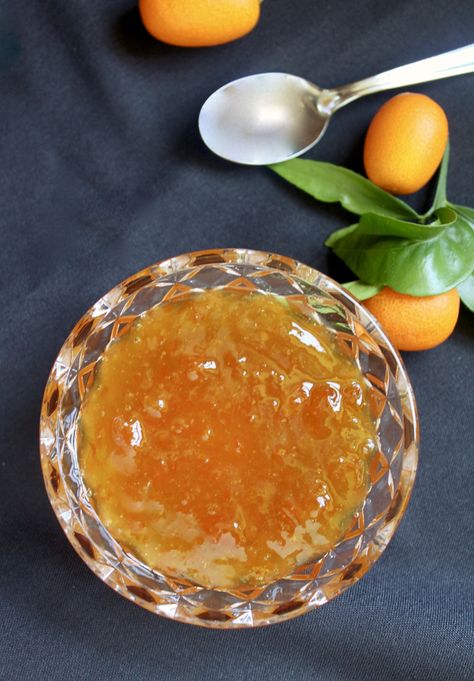 kumquat jam Kumquat Recipes Easy, Kumquat Jam, Homegrown Recipes, Kumquat Marmalade, Marajuana Recipes, Cottage Cafe, Preserved Food, Kumquat Recipes, Diy Jelly