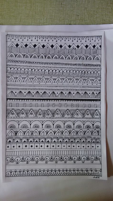 Easy Mithila Painting, Warli Art Border Design, Madhubani Borders Design, Warli Arts, Art Border Design, Madhubani Border, Writing Designs, Mandala Bookmark, Warli Paintings