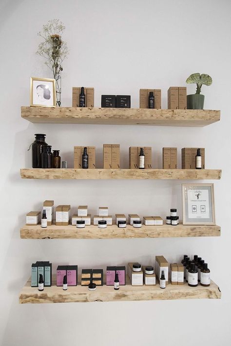 Natural Spa Decor, Esthetician Shelves, Natural Esthetician Room, Spa Shelving, Product Shelves Salon, Beauty Spa Design, Organic Hair Salon, Deco Spa, Massage Room Decor