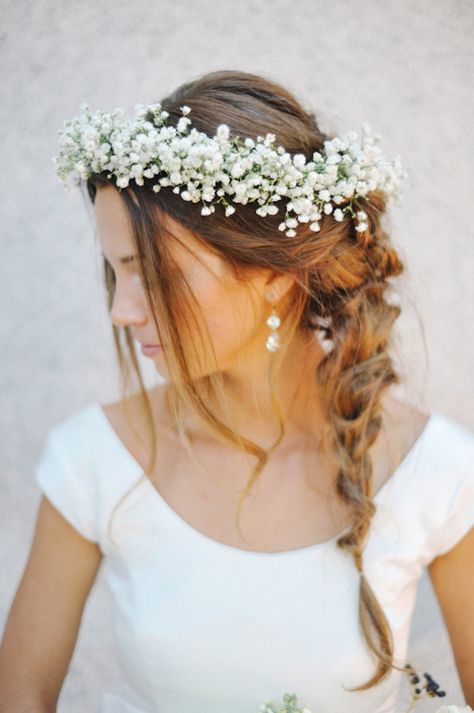 Floral Crown Wedding, Bridal Braids, Boho Flower Crown, Diy Flower Crown, Bride Floral, Flowers In Her Hair, Bridal Hair Updo, Babies Breath, Bridal Flower Crown