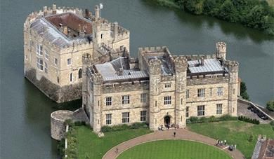 Leeds Castle, Castle Mansion, Aerial Images, Tourist Sites, Castle Ruins, Family Days Out, Beautiful Castles, A Castle, Beautiful Buildings