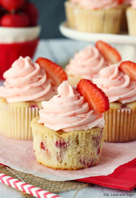 Strawberry Cupcakes - Life, Love and Sugar Fresh Strawberry Cupcakes, Cupcakes With Frosting, Life Love And Sugar, Strawberry Cupcakes, Strawberry Recipes, Fresh Strawberry, Healthy Dessert, Cupcake Recipes, Let Them Eat Cake