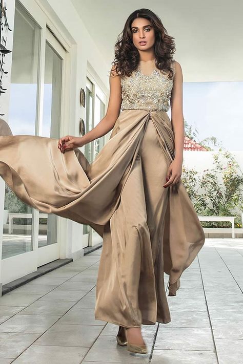 Dresses For Teens Black, Deepak Perwani, Groom Collection, Dresses Videos, Party Wears, Bridal Couture Week, Formal Dresses For Teens, Formal Dresses With Sleeves, Los Angeles Fashion