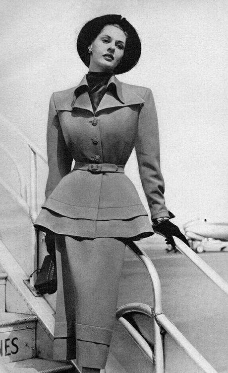 Mass Outfit, Suits Vintage, 1940s Women, George Hurrell, 1940's Fashion, 1960 Fashion, Lilli Ann, 1950 Fashion, Jacket Details