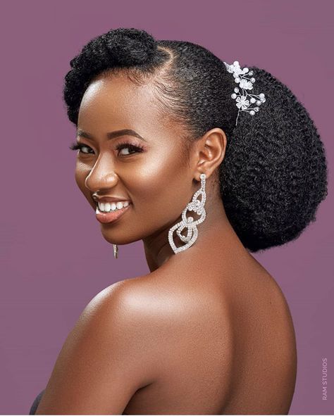 Bridal Hair Styles For Natural Hair, Natural Wedding Hairstyles Bridesmaid, Brides With Natural Hair, Afro Bride Hairstyles, Hairstyle For Bridesmaids, Natural Hair Bride Hairstyles, Wedding Bridesmaid Hairstyles Updo, Natural Hair Styles For Brides, Natural Hair Bridal Hairstyles