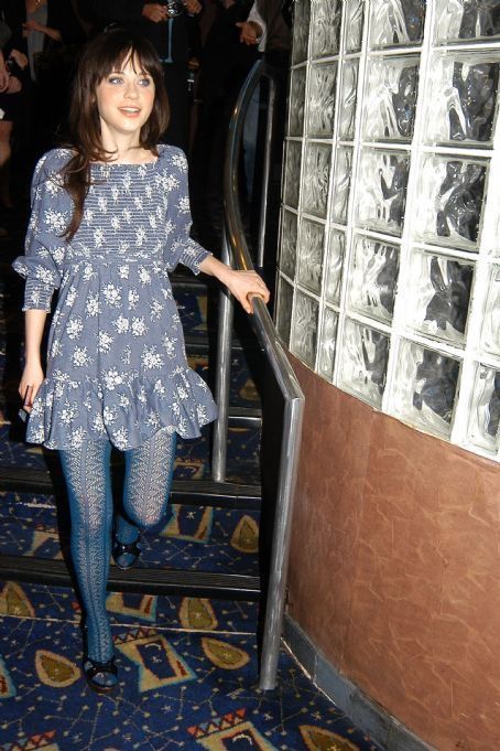 Twee Style, Zooey Deschanel Style, 2009 Fashion, Jessica Day, Zooey Deschanel, Live Free, Mode Inspo, Clothespins, Sense Of Humor