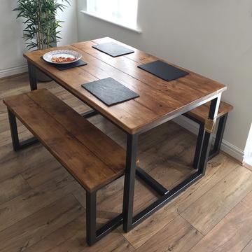 Meja Industrial, Latest Sofa Designs, Diy Dining Table, Diy Dining, Inside Decor, Metal Dining Table, Small Dining Table, Dining Table With Bench, Dining Table Design