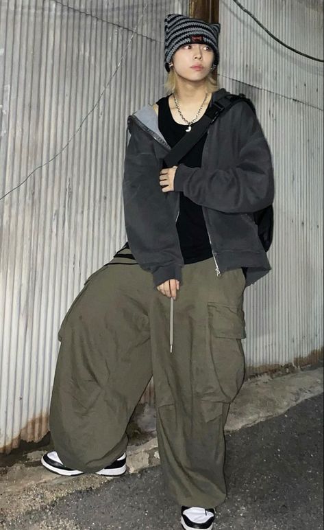 Japanese Style Streetwear, Japanese Fashion Street Men, Acubi Fashion Men, Asian Streetwear Fashion, Japanese Streetwear Mens, Japanese Street Fashion Men, Japanese Style Clothing, Japanese Street Wear, Asian Streetwear