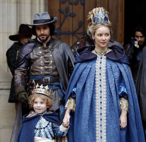 The Musketeers Bbc, Aramis And Anne, Musketeers Bbc, The Musketeers, The Three Musketeers, Historical Dresses, Period Dramas, Music Tv, Movies Showing