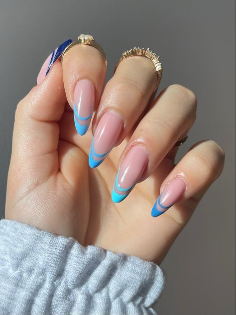 Pastel Double French Tip Nails, Three Color Nail Ideas, French Tip Double Line, Double Tip Nails, Nails Double French, Two Tone French Tip Nails, Double Line French Tip Nails, Double French Tip Nails, Nail Two Colors