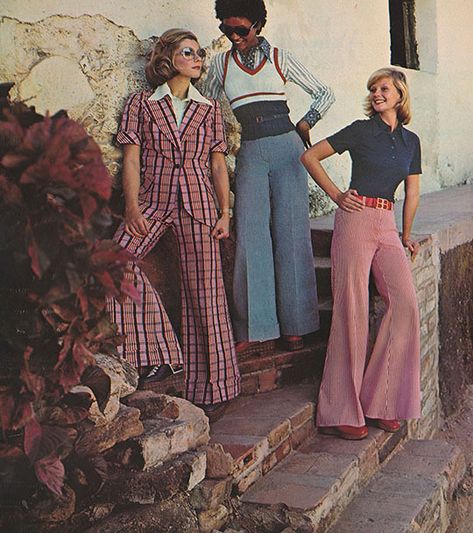 Joyce Walker, Decades Fashion, Harry Clarke, Fashion Decades, 60s 70s Fashion, Mode Hippie, 60s And 70s Fashion, 70s Women, 70s Inspired Fashion