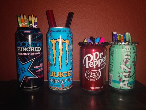 Rockstar, monster, dr.pepper, arizona tea pen holder Dr Pepper Can Crafts, Arizona Cans Diy, Arizona Tea Can, Room Crafts, Diy Pen, Dr Pepper Can, Can Diy, Friend Gifts, Dr Pepper