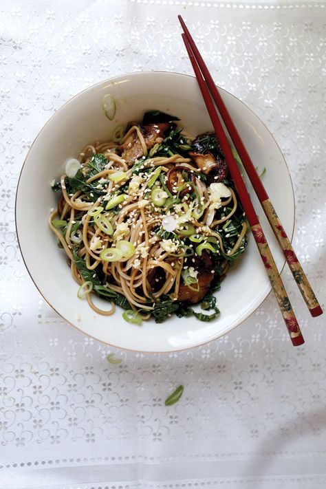 Soba Noodles with Wasabi and Shiitake Mushrooms Soba Noodle Recipes, Shiitake Mushrooms Recipes, Japanese Soba Noodles, Soba Noodles Recipe, Classic Pasta Salad, Asian Noodle Dishes, Soba Noodles Salad, Grilled Prawns, Asian Noodle Recipes