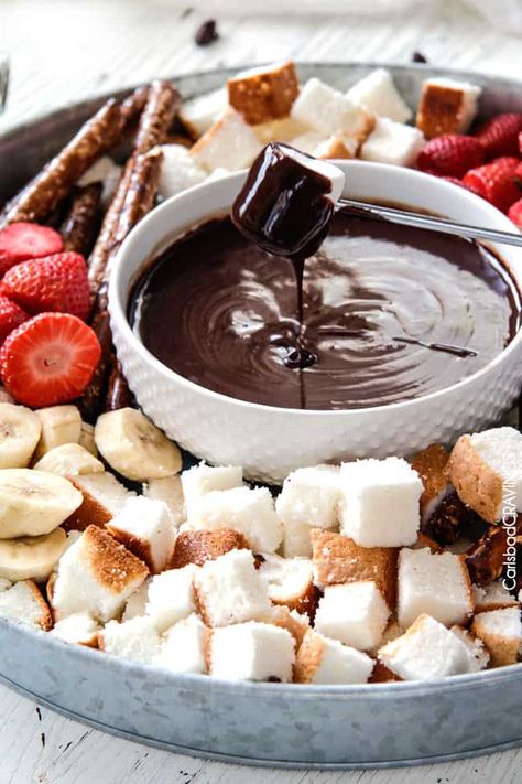 Galentines 2023, Crockpot Fondue, Girls Night Snacks, Easy Chocolate Fondue Recipe, Fondue Ideas, Easy Fondue, Chocolate Fondue Recipe, Fondue Night, Fondue Recipe