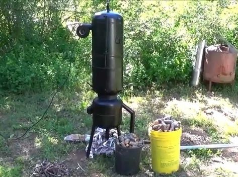 This project goes over the build of a simple gasification system that functions to produce wood gas for running a generator, a cooking stove, and for lanterns. We feed the wood chips and other materials through the opening at the top of the gasifier, the air also gets drawn in from the top. The air Vegetable Oil Candles, Solar Thermal Water Heater, Wood Gasifier, Barrel Stove, Solar Heater, Stove Fan, Floor Heating Systems, Outdoor Stove, Cooking Stove