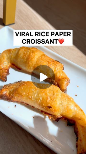 Sara Park on Instagram: "Which one are you better at?😅  Have you heard about this viral food trend? They’re so crispy, chewy, and EASY TO MAKE!! Special shoutout to my gluten free friends out there, I’m so excited for you guys to try this :)  ⭐️Sparky’s rice paper croissant ingredients: (for 1 croissant) - 6 pieces of rice paper (I did only 3 rice papers per croissant in this recipe but I recommend you do 6 per croissant so it looks more fluffy and pretty) - 2 eggs - 1/4 cup milk - 1tbsp sugar - 1tbs melted butter - 1/4tsp baking powder - Sprinkle salt on top - Bake at 350 for 30-32min • • • • • • • • #ricepapercroissant #ricepaper #viralfood #viralrecipe #ricepaperhack #croissant #easyrecipes #easysnack #korean #glutenfree #glutenfreerecipe #glutenfreesnack #glutenfreecroissant" Rice Paper And Egg, Paper Rice Recipes, Rice Paper Chips, Gluten Free Croissant, Rice Paper Recipes, Viral Food, Sprinkle Salt, Free Friends, Gluten Free Snacks