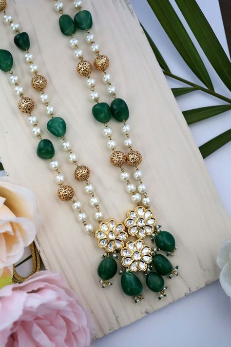 Buy Kundan Layered Necklace by Paisley Pop at Aza Fashions Indian Necklace Gold, Jaipur Jewelry, Long Pearl Necklace, Necklace Set Indian, Green Beaded Necklace, Long Pearl Necklaces, Pearl Necklace Set, Indian Necklace, Indian Wedding Jewelry