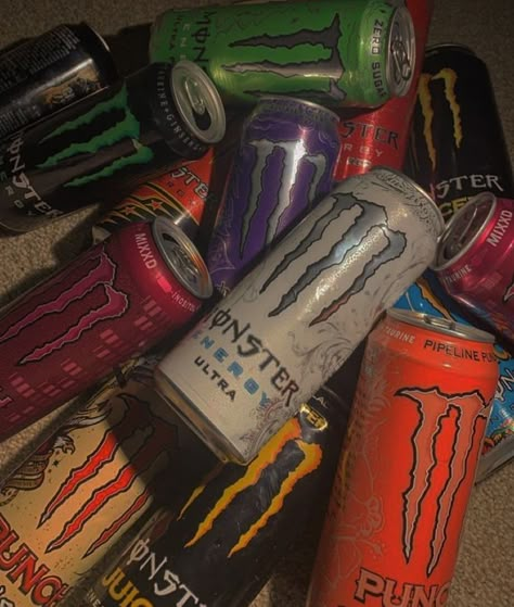 Bebidas Fake, Monster Cans Diy, Monster Flavors, Monster Energy Drinks, Monster Wall, Monster Energy Girls, Skateboard Aesthetic, Grunge Pictures, Monster Crafts