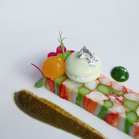 Crayfish and Asparagasus Terrine with Lime Maccaron and grilled Cucumber Crème (created by: @zubeyirekicibasi) #theartofplating #chefstalk… Terrine Plating, Grilled Cucumber, Knife Skill, Professional Chef, Creative Food, New Recipes, Cucumber, Seafood, Chef