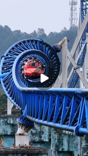 Chongqing China, Theme Parks Rides, Visit China, Adrenaline Rush, Adventure Begins, Chongqing, Current Mood, Roller Coaster, Theme Park