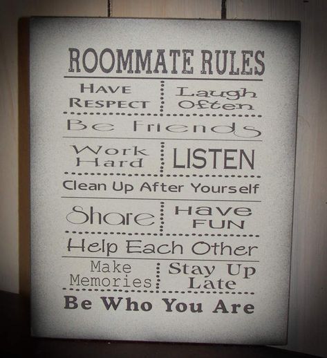 Dorm Rules, Apartment Ideas College, Roommate Rules, College Living Room, Apartment Decorating College, College Apartment Diy, College Living Rooms, College Apartments, College House