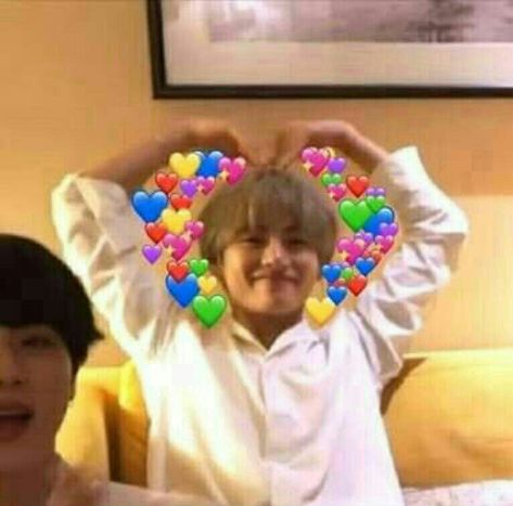 Bts Emoji, Heart Meme, Bts Meme Faces, Bts Reactions, Bts Imagine, Memes Kpop, Cute Memes, About Bts, Wholesome Memes