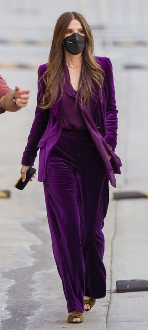 Dark Purple Top Outfit, Sandra Bullock Outfits, Sandra Bullock Style, Dark Purple Outfit, Purple Top Outfit, Sandy Bullock, Aw 2024, Sugar Mommy, Berry Tones