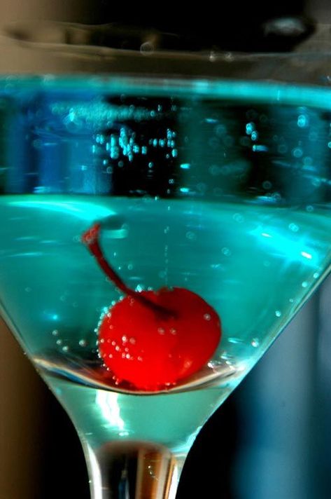 Turquoise Cottage, Blue Martini, Blue Curacao, Shades Of Turquoise, Red And Teal, Red Turquoise, Aqua Turquoise, Red Aesthetic, Life Photography