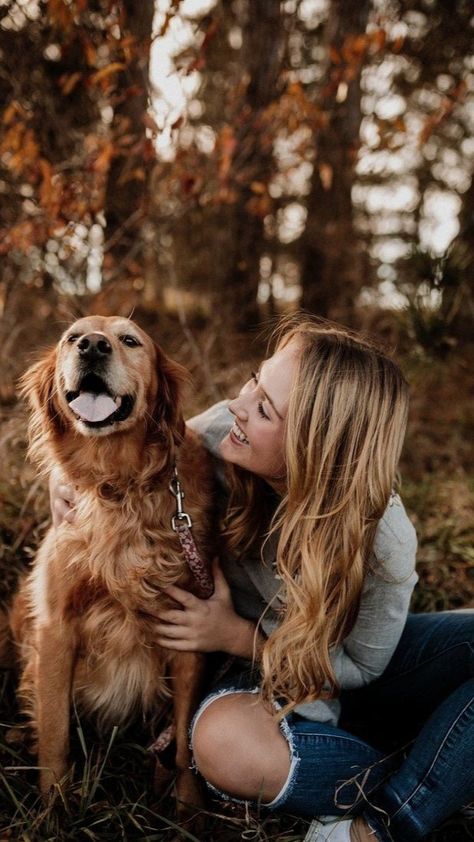 Dog Owner Photoshoot, Dog Family Pictures, Family Dog Photos, Pet Photography Poses, Dog Photoshoot Pet Photography, Camas Washington, Dog Photography Poses, Senior Year Pictures, Cute Senior Pictures