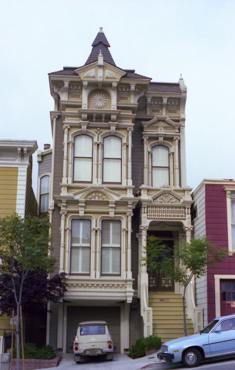 Victorian Row House San Francisco, CA - 1979 | Jim | Flickr Victorian Row House, San Francisco Pictures, Downtown Oakland, Oakland Hills, Victorian Style House, Victorian Style Homes, San Francisco Houses, Row Houses, Victorian Architecture