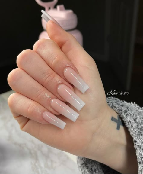 Coffin Acrylic Nails, Acrylic Nails Nude, Long Square Nails, Tapered Square Nails, Ombre Acrylic Nails, Glamour Nails, French Tip Acrylic Nails, Long Acrylic Nails Coffin, Acrylic Nails Coffin Short