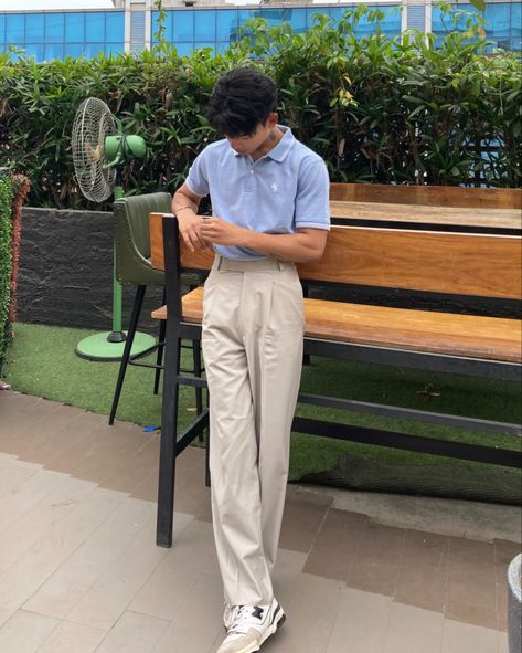 Trousers And Polo Outfit Men, Polo Tshirt And Trousers Outfit Mens, Old Money New Balance, Polo And Trousers Men, Aesthetic Polo Outfits Men, Polo Tshirt Men Outfit Formal, Old Money Polo Outfit, Aesthetic Polo Outfits, Polo Outfit Men Korean