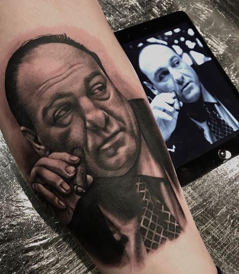 Tony Soprano Tattoo, Sopranos Tattoo, Body Tattoo Design, Tony Soprano, Body Tattoo, Tattoo Work, Mystical Art, Finger Tattoos, Body Tattoos