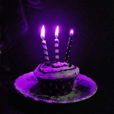 Neon purple candles and cupcake Neon Cupcakes, Candles Aesthetic Cozy, Cupcake Rainbow, Cupcake Candle, Purple Candles, Candles In Fireplace, Birthday Wallpaper, Purple Birthday, Purple Love