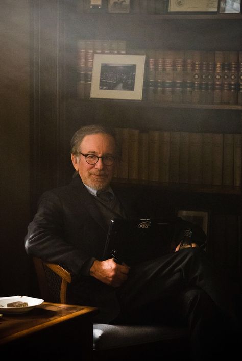 Steven Spielberg on the set of Bridge of Spies Bridge Of Spies, Steven Spielberg Movies, Steven Spielberg, Bridge, Talk Show, Fictional Characters, Quick Saves