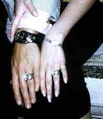 Elvis and Priscilla Presley matching engagement horseshoe rings Priscilla Presley Wedding, Elvis Wallpaper, Elvis Wedding, Elvis Presley Priscilla, Modern Cinderella, Elvis Presley Family, Robert Kardashian, Cowboy Wedding, Elvis Presley Pictures