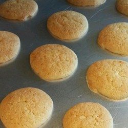 Mississippi Tea Cakes - Allrecipes.com Cake Using Buttermilk, Cakes With Buttermilk, Tea Cake Cookie Recipe, Old Fashioned Tea Cakes, Tea Cake Cookies, Tailgate Snacks, Cinnamon Roll Cookies, Tea Cakes Recipes, Cooking Bread