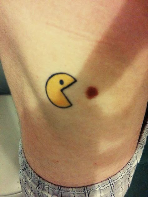 Pacman Tattoo, Birthmark Tattoo, Independent Tattoo, Mole Tattoo, Minimalist Tattoo Meaning, Typography Tattoo, Tattoos To Cover Scars, Mark Tattoo, Handpoke Tattoo