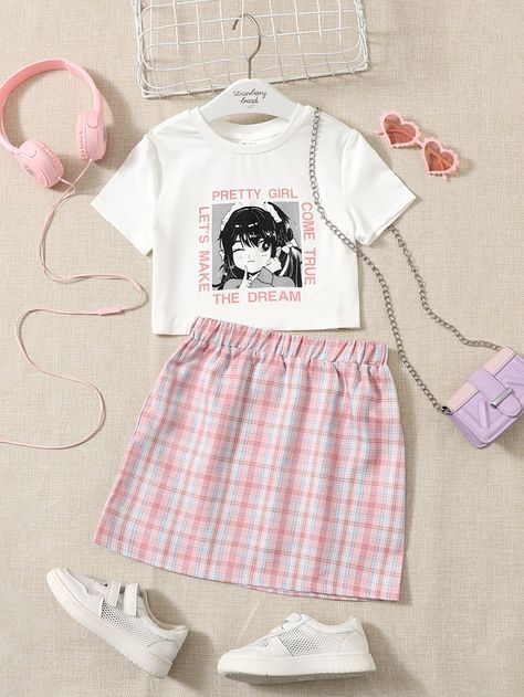 Multicolor Casual Collar Short Sleeve  Figure,Tartan  Embellished Medium Stretch  Girls Clothing Girls Figure, Slogan Graphic Tee, Preppy Kids, Shein Kids, Kids Dress Wear, Clothes Korean Style, Cute Dress Outfits, Estilo Preppy, American Girl Clothes