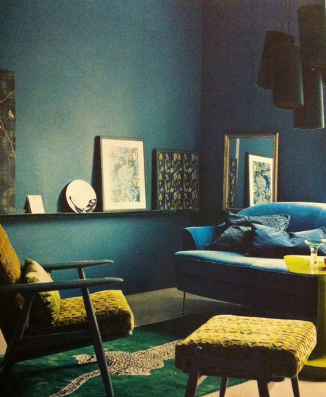 teal and chartreuse combo Blue And Chartreuse Bedroom, Chartreuse And Teal, Chartreuse Couch, Teal Rooms, Teal Color Palette, Teal Interiors, Teal Decor, Upstairs Bedroom, Cottage Interior