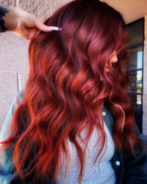 Dark Red Purple Hair, Red Velvet Hair Color, Dark Red Hair Dye, Auburn Red Hair Color, Dark Red Ombre, Deep Red Hair Color, Dark Ginger Hair, Red Purple Hair, Red Hair Colors